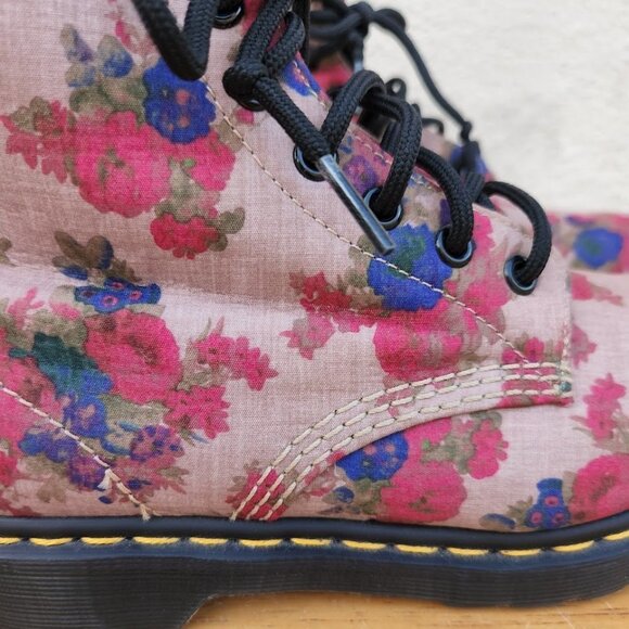 Dr. Martens Floral Castel Boots - Picture 5 of 11